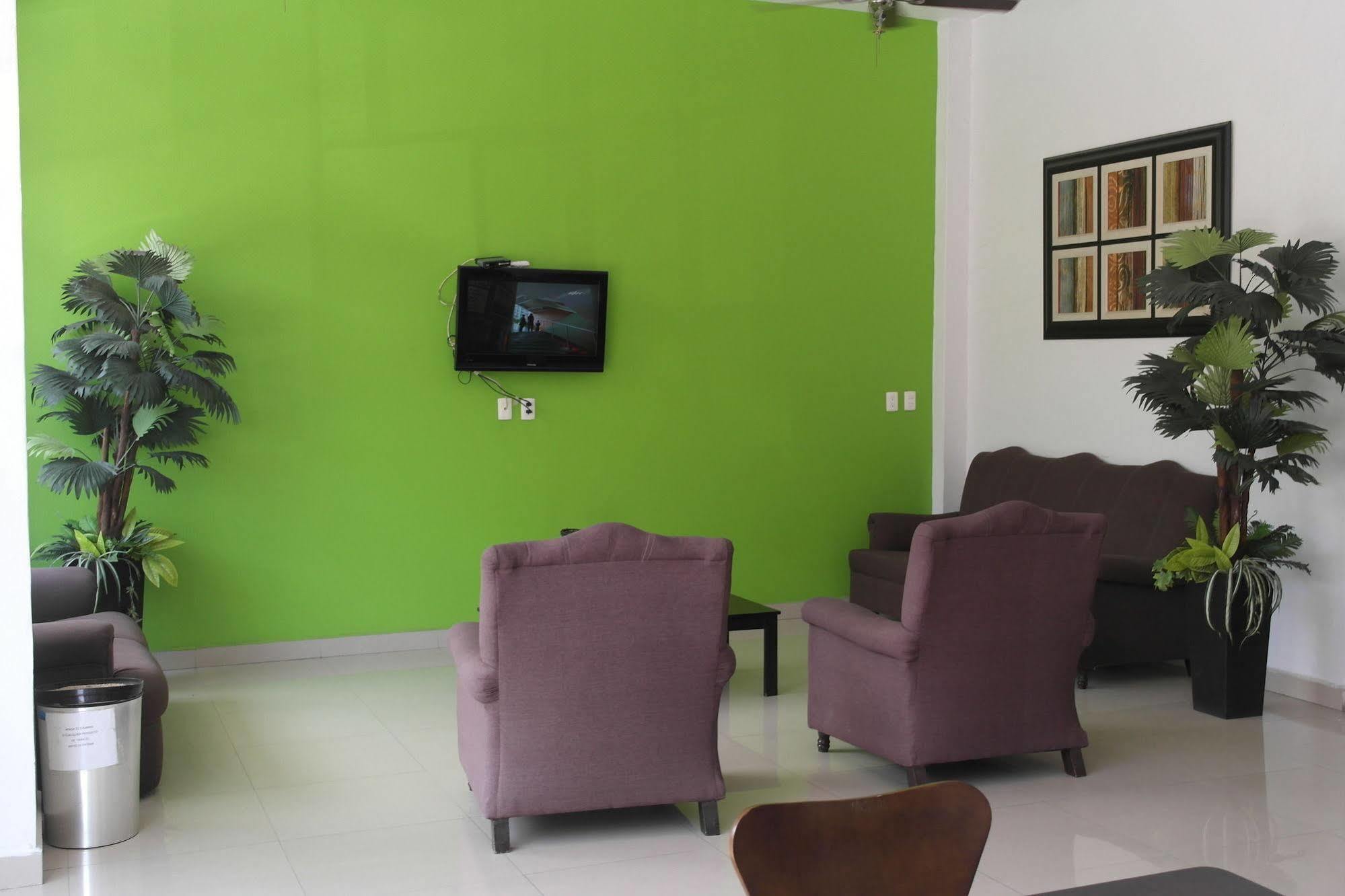 Hotel El Roble Tuxtla Gutiérrez Eksteriør bilde